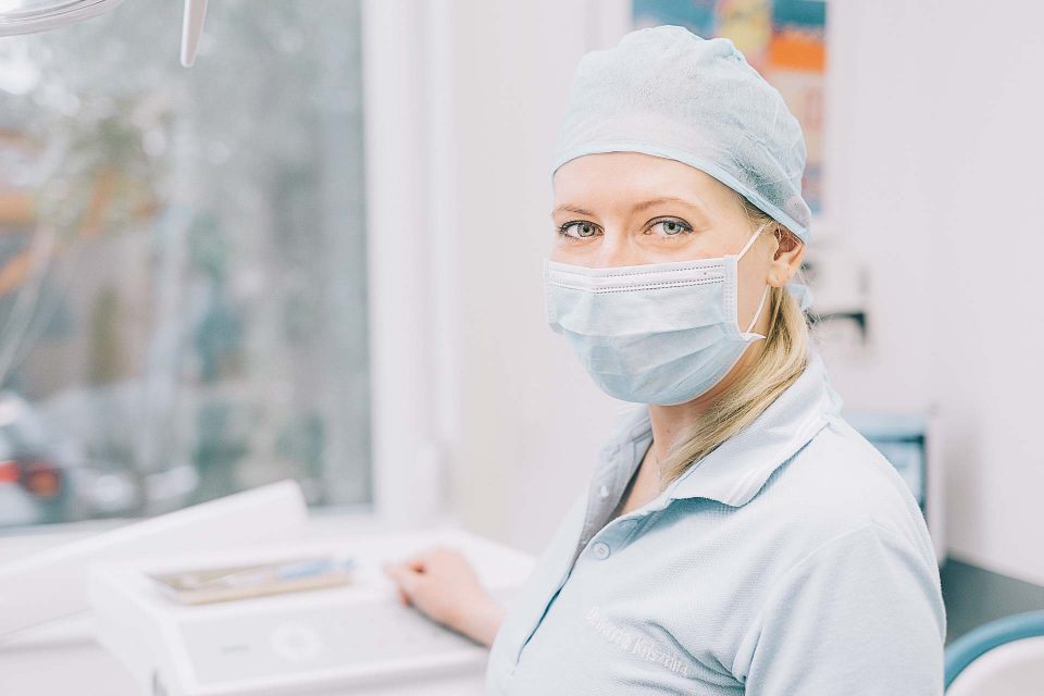 Dr. Horváth Krisztina szájsebész, fogász szakorvos, Hévíz, Medicinaklinika Dr. Horváth Krisztina szájsebész, fogász szakorvos, Hévíz, Medicinaklinika